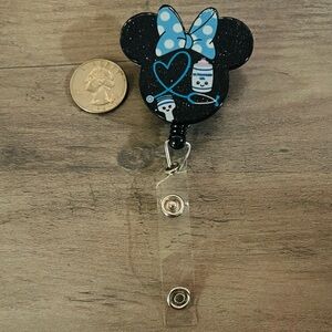 Minnie badge reel